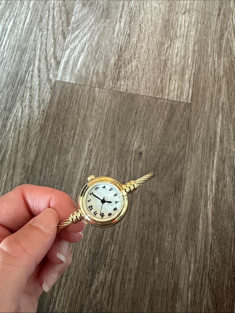 Francesca’s Clock Bracelet NWT